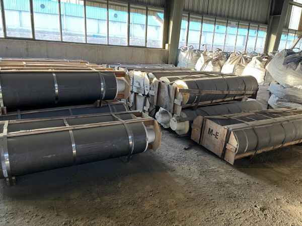 Graphite Electrodes